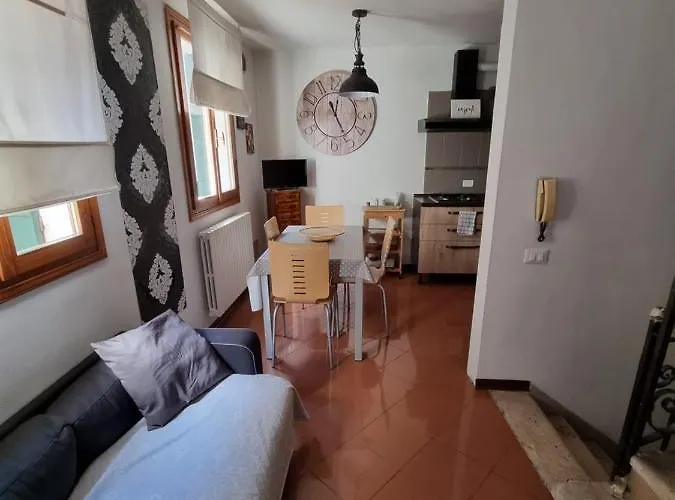 Residenza Al Volto Венеция